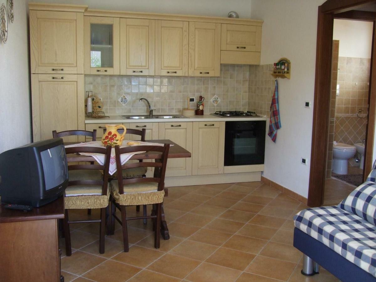 Casa In Riva Al Mare Apartment Кала Гононе Екстериор снимка