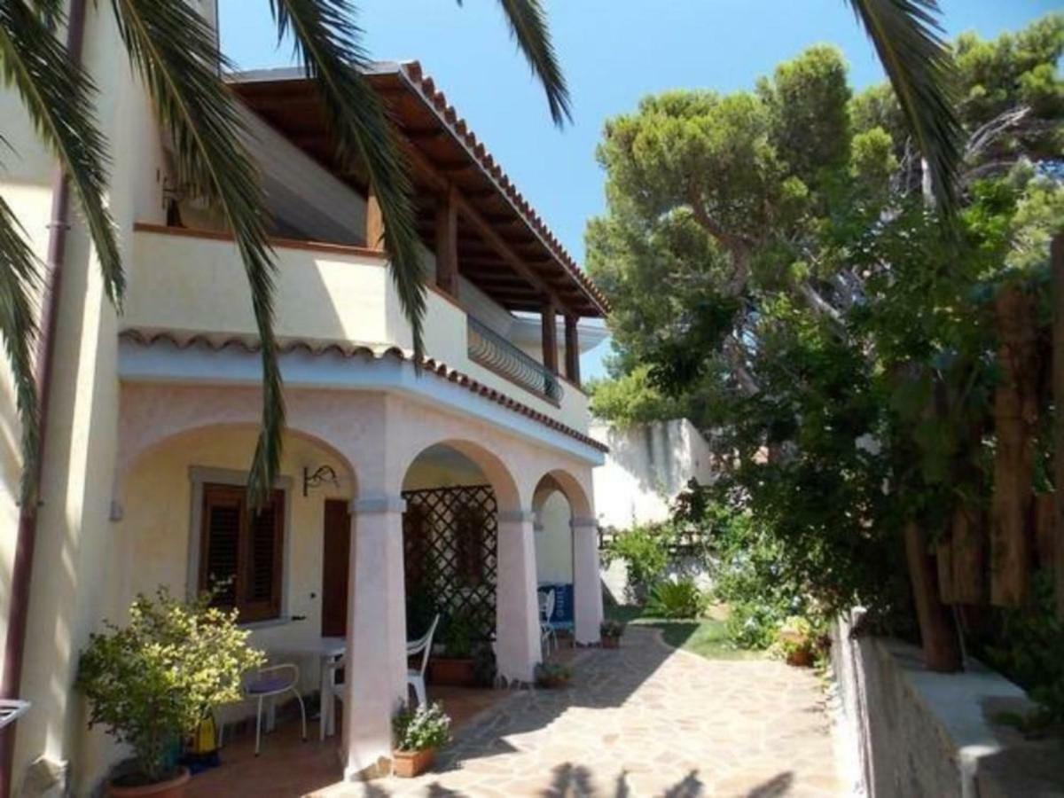Casa In Riva Al Mare Apartment Кала Гононе Екстериор снимка