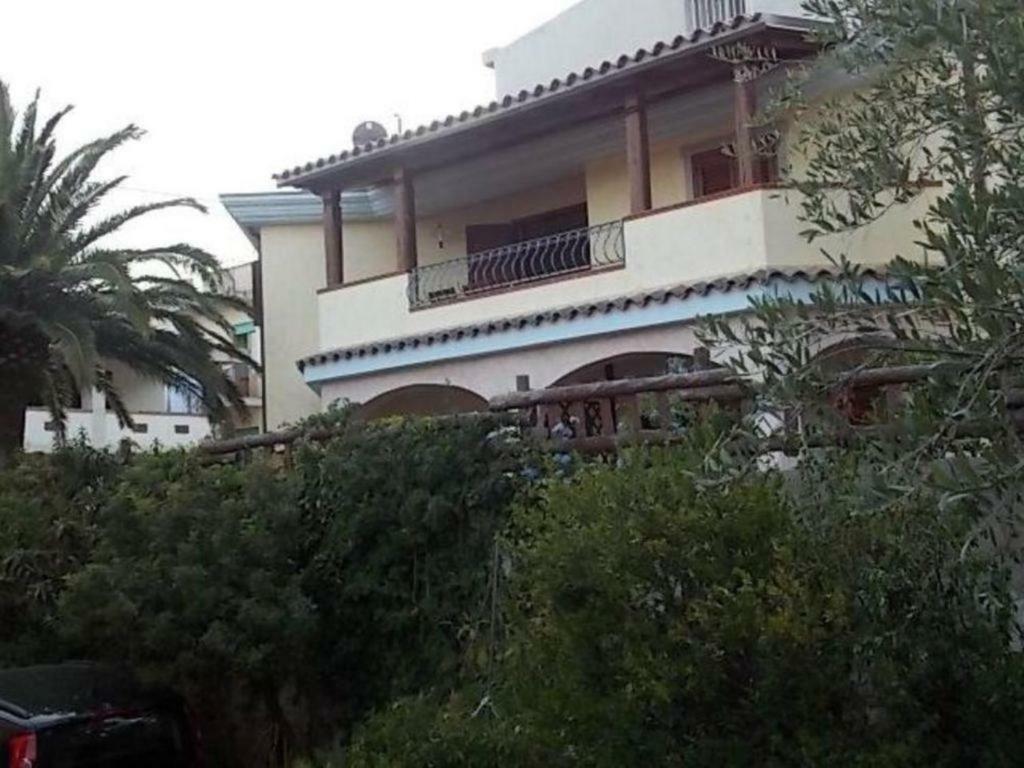 Casa In Riva Al Mare Apartment Кала Гононе Екстериор снимка